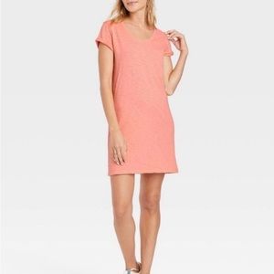 Brand: Universal thread Size: M Style: Coral t shirt dress